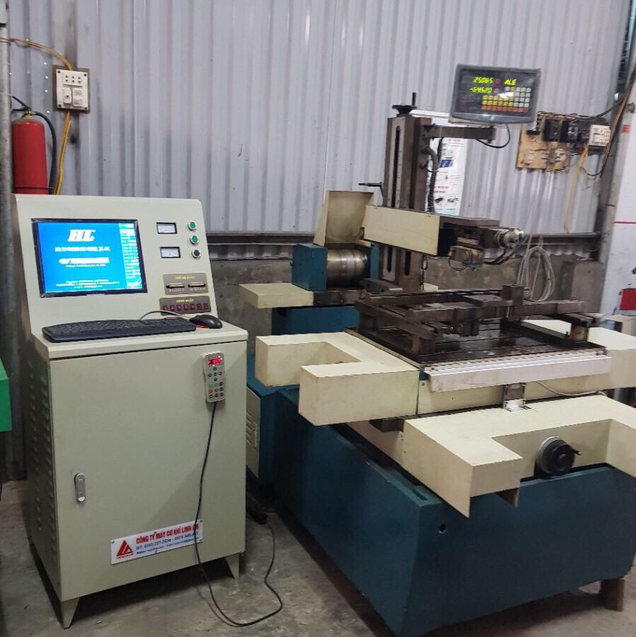 GIA CÔNG CẮT DÂY CNC